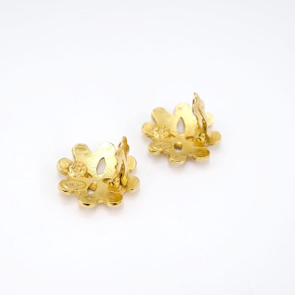CHANEL CC Logos Gear Sun Camellia Clip-On Earrings Gold Tone 94P Auth m1114-1 - Picture 4 of 5